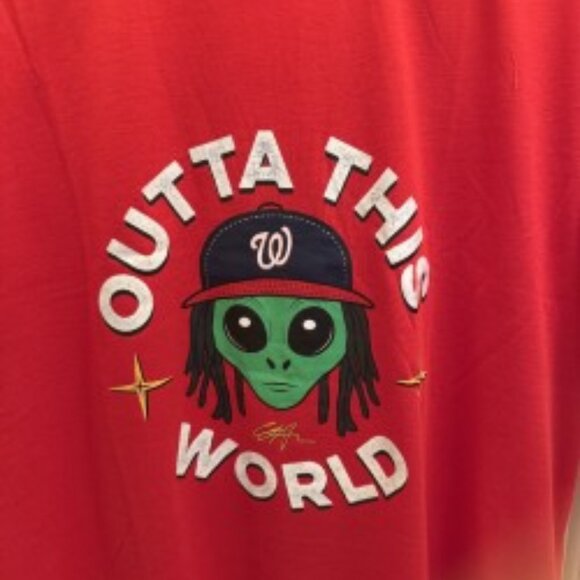 Washington Nationals Tee ... New in Bag !!!! - Picture 1 of 6